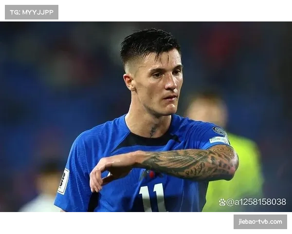 莱比锡新援罗穆洛首秀,接替塞斯科任前锋核心 莱比锡新援罗穆洛首秀,接替塞斯科任前锋核心