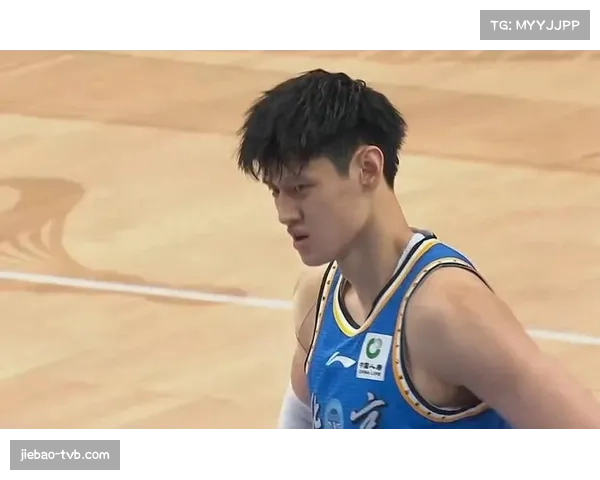 曾凡博20+8表现亮眼，北京队未来核心成型